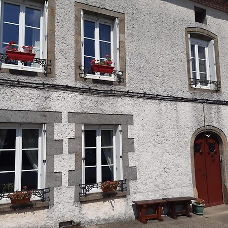 Number 22 - Le Dorat - Apartment One With Garden & Free Parking Eksteriør billede